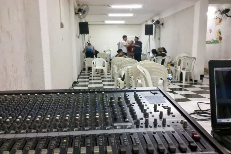 Mesa de Som Digital para Igreja Como Escolher a Melhor Opção 2