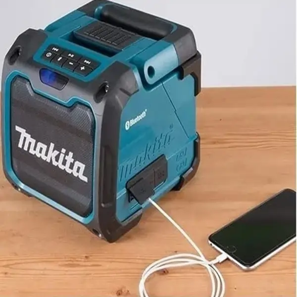 Caixa de Som Makita DMR200 é a melhor para obra e lazer 3